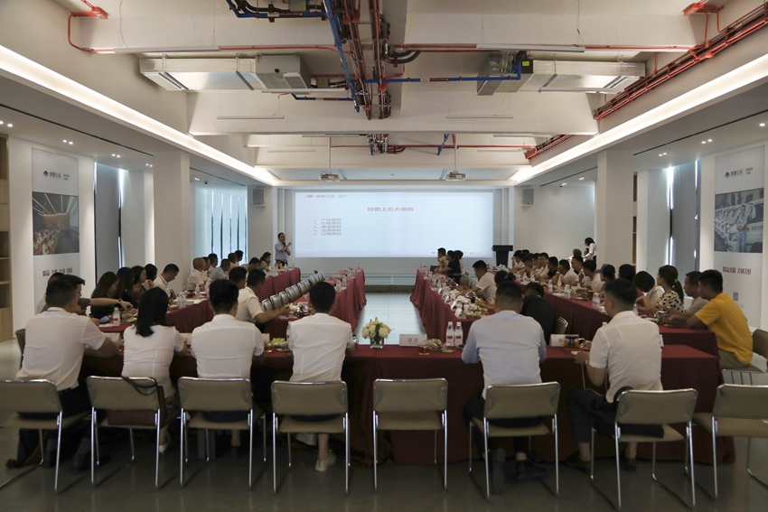 5efc52e8cb983.jpg 12q.jpg